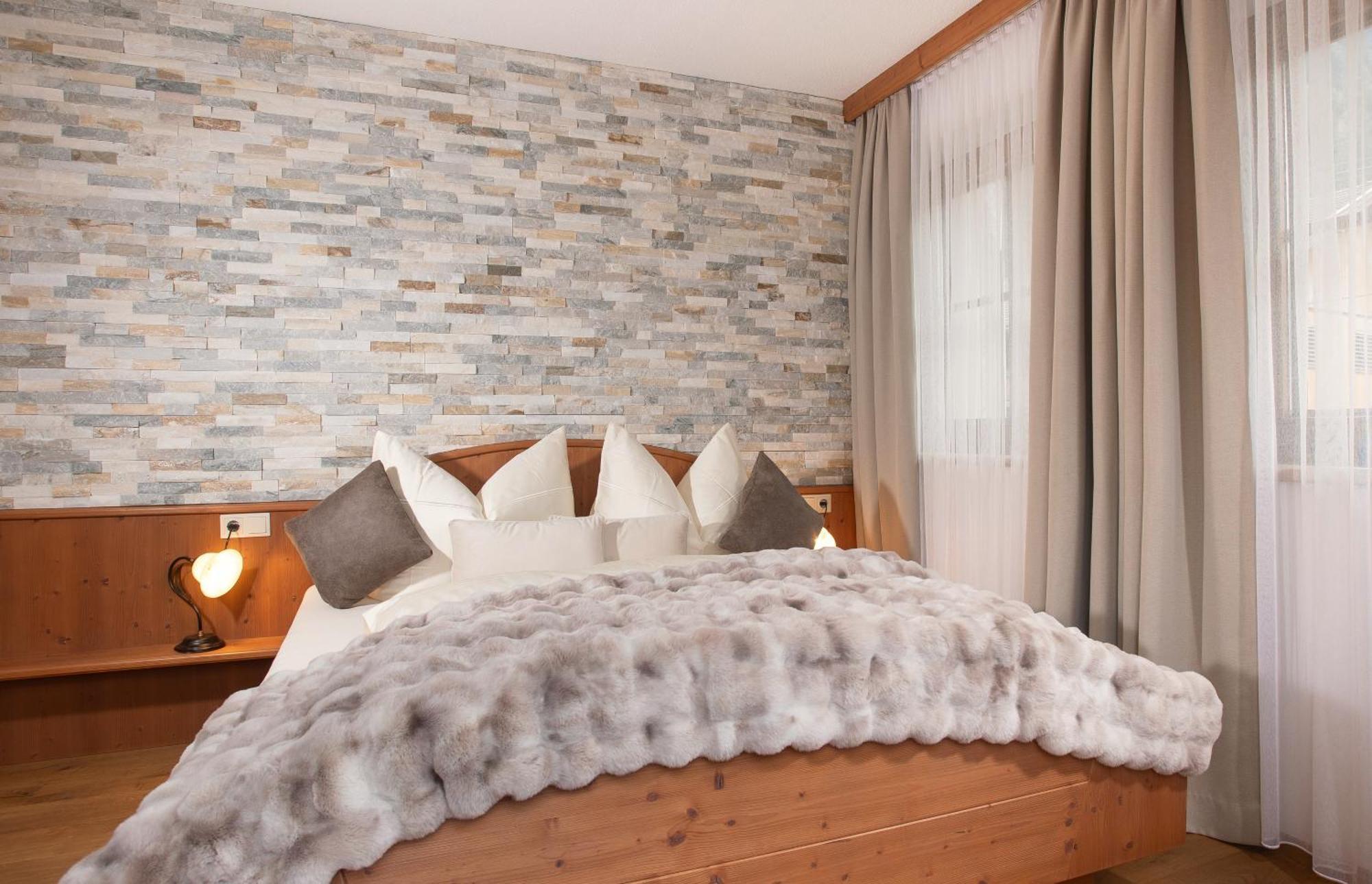 Hotel Brixnerhof Im Zillertal Schlitters Esterno foto